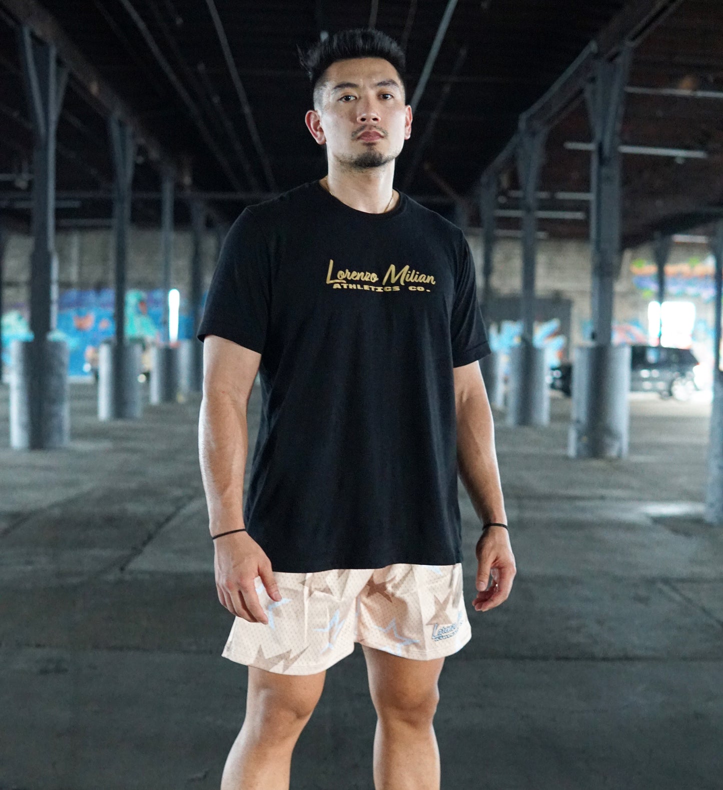 LM Essential Gold Logo Tee