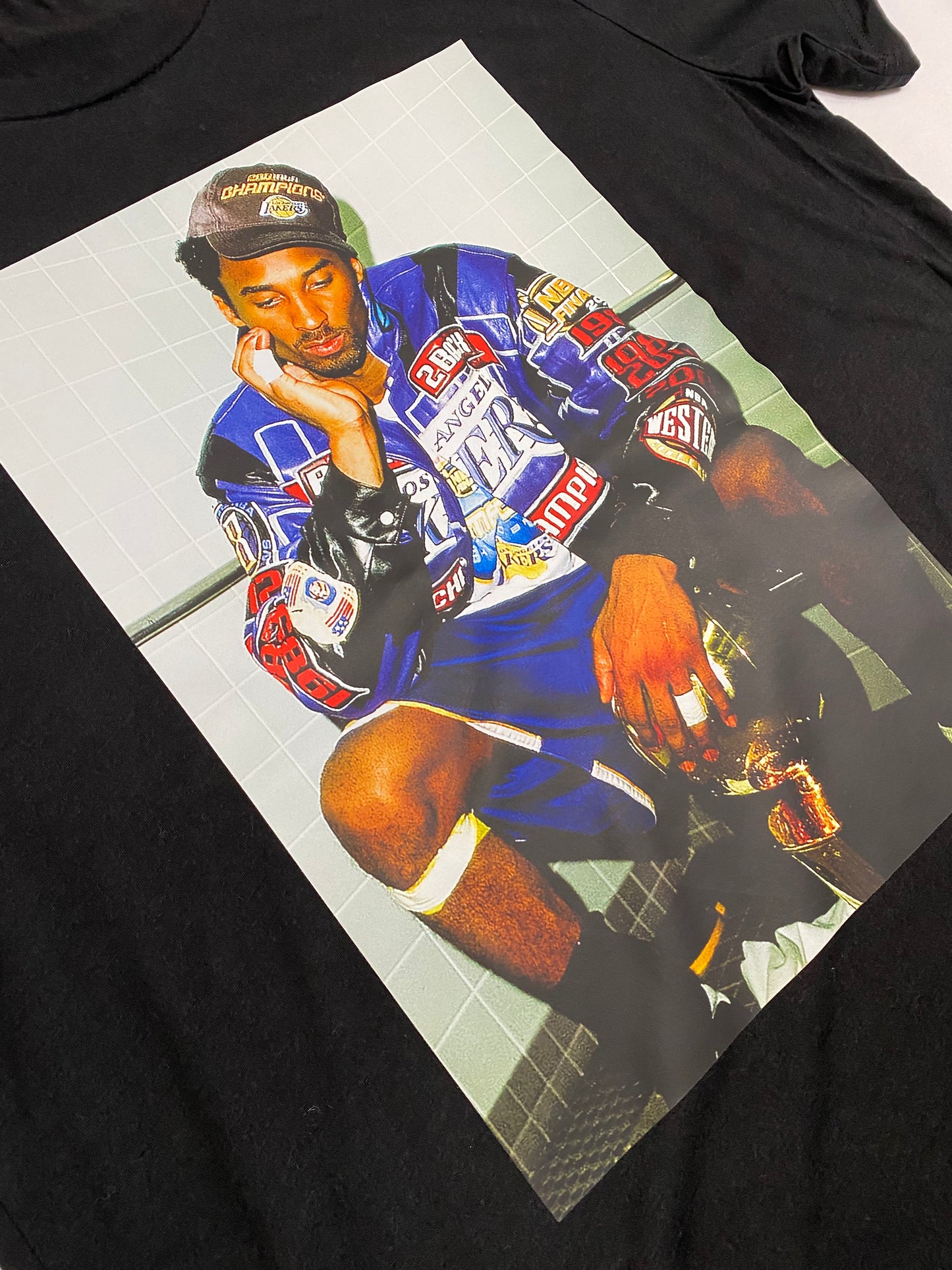 Kobe Bryant 2001 Champion â Lorenzo Milian Athletics Co.